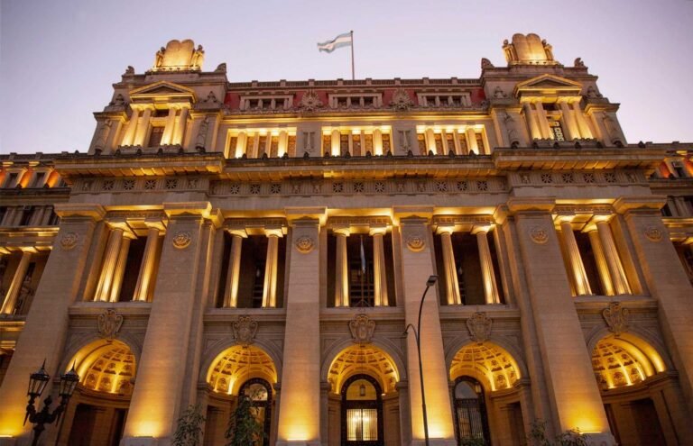 La Corte Suprema determinó que no se pueden cobrar tributos sin respaldo legal expreso