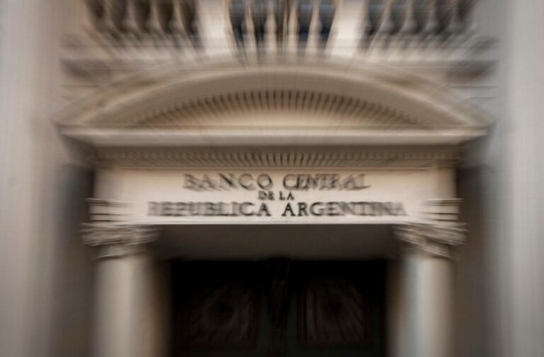 Las reservas del Banco Central perforaron el piso de los 50.000 millones de dólares