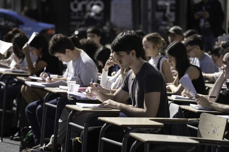 Nueva paritaria universitaria sin acuerdo: gremios lanzan paros y convocan a otra marcha federal