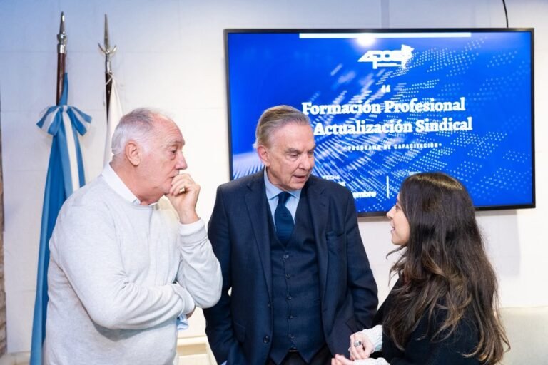 Pichetto propuso una alianza opositora con peronistas, radicales y el PRO para las elecciones de 2027