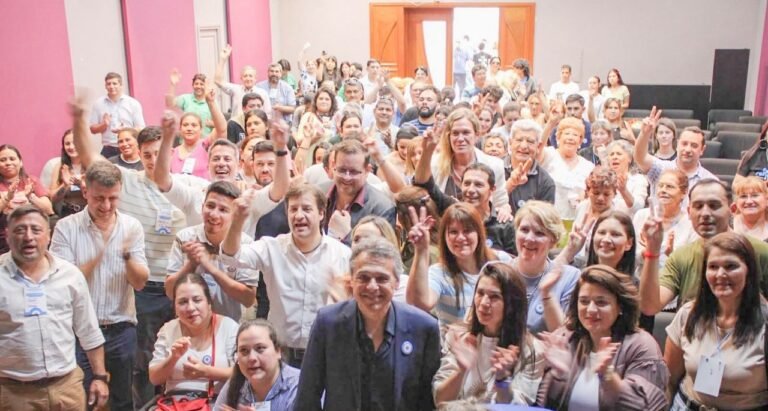 Sergio Massa instó al Frente Renovador a consolidar la unidad y el federalismo