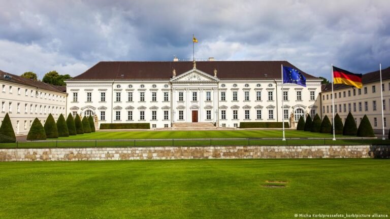 Alemania busca sucesor para la jefatura del Estado con la posibilidad de elegir a una mujer por primera vez