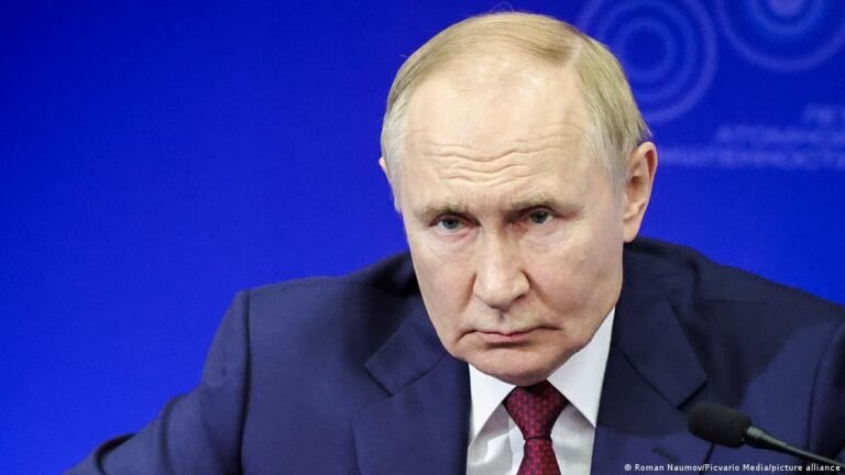 El Kremlin anuncia la posible vuelta al diálogo tripartito con Ucrania tras el encuentro entre Putin y Witkoff