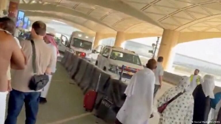 Un nuevo impacto de proyectil genera un incendio en la terminal aérea de Riad