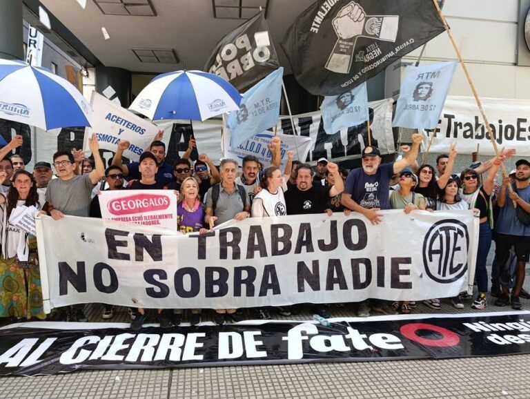 Fallo judicial obliga a Fate a abonar sueldos caídos a doscientos empleados cesantes