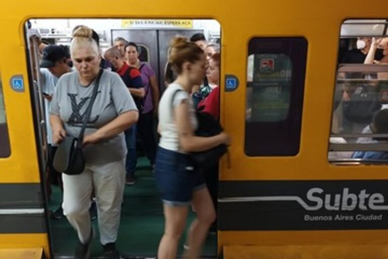 La CAF respaldó un crédito millonario para renovar la Línea B de subterráneos