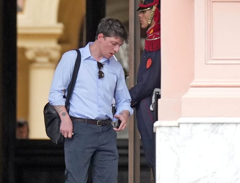 Santiago Caputo desestimó los análisis sobre derrotas electorales de los oficialismos