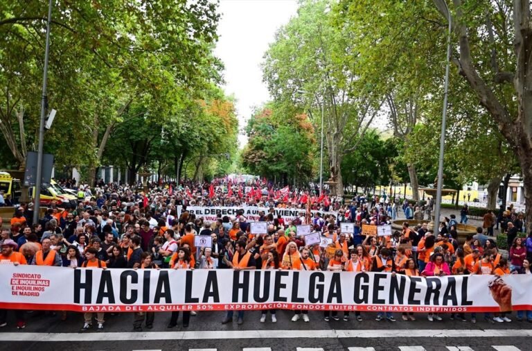 Gremios españoles fijan un paro nacional de un día por la crisis habitacional